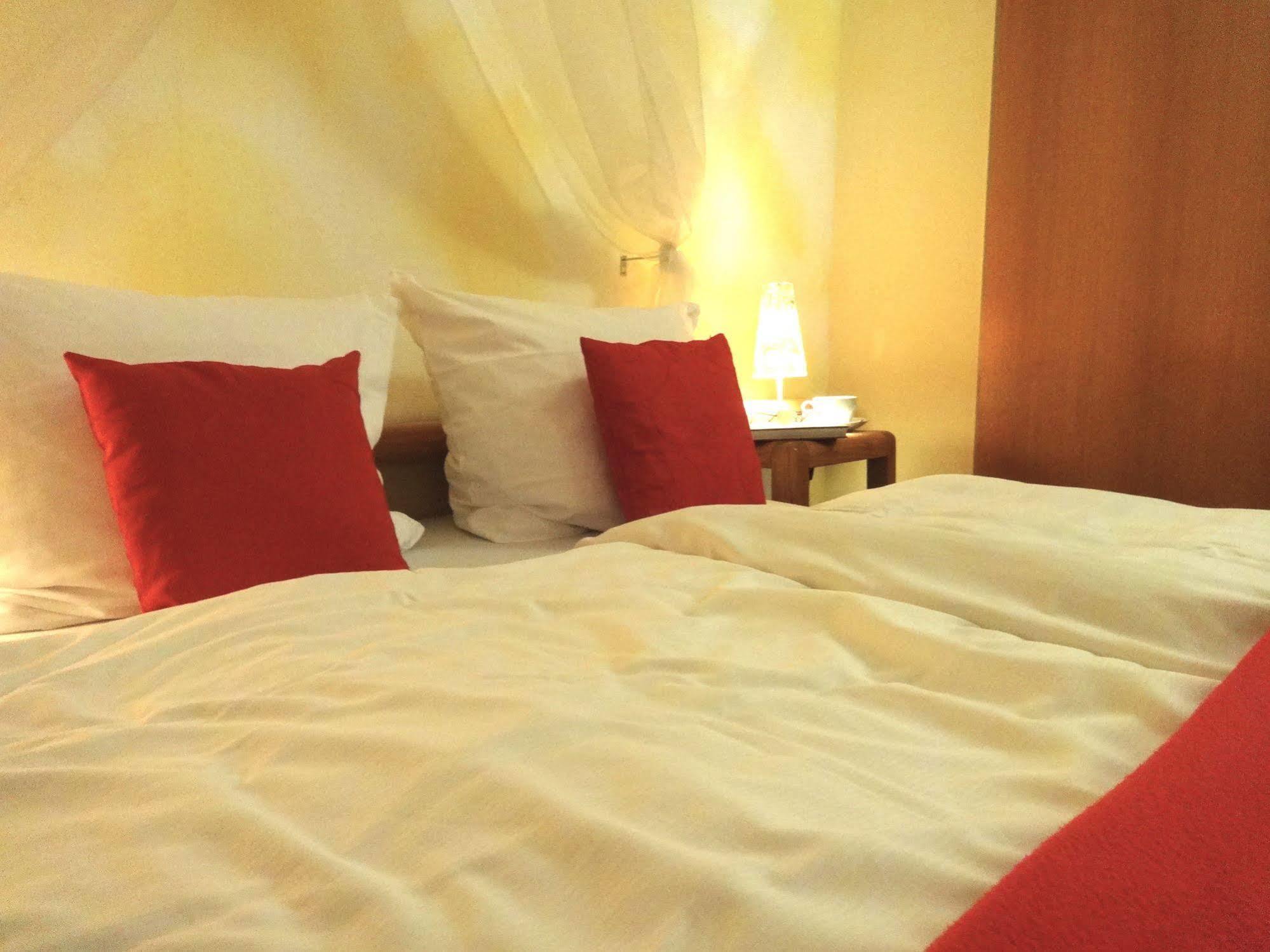 Hotel Goldenes Fass Freudenberg am Main Екстер'єр фото